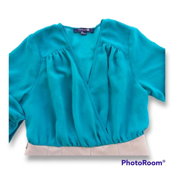 Forever 21 Medium Faux Wrap Style Romper -Color Bock-Sheer-Pockets-Minimal - Picture 2 of 6